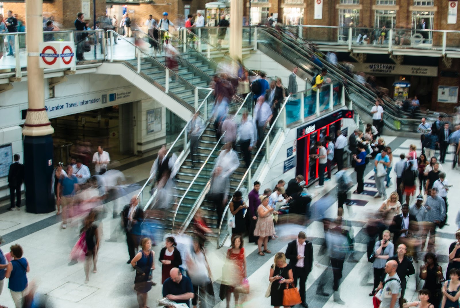 People rushing in the mall 