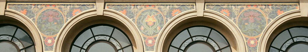 Jugendstil-Ornamentfassade